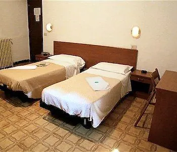 Hotel Mercurio Milan