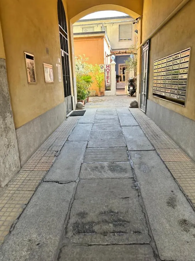 ホテル オテル メルクーリオ ミラノ 2*,  イタリア