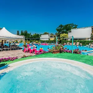 Apartmanhotel Blu Marlin Natural Lido Adriano