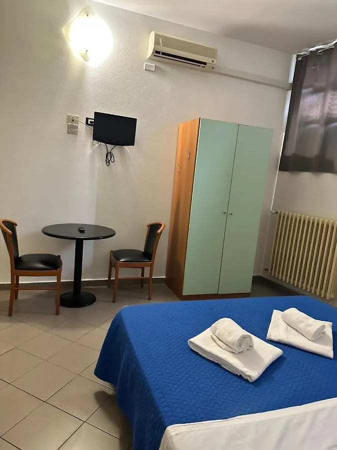 Hotel Mercurio Милан